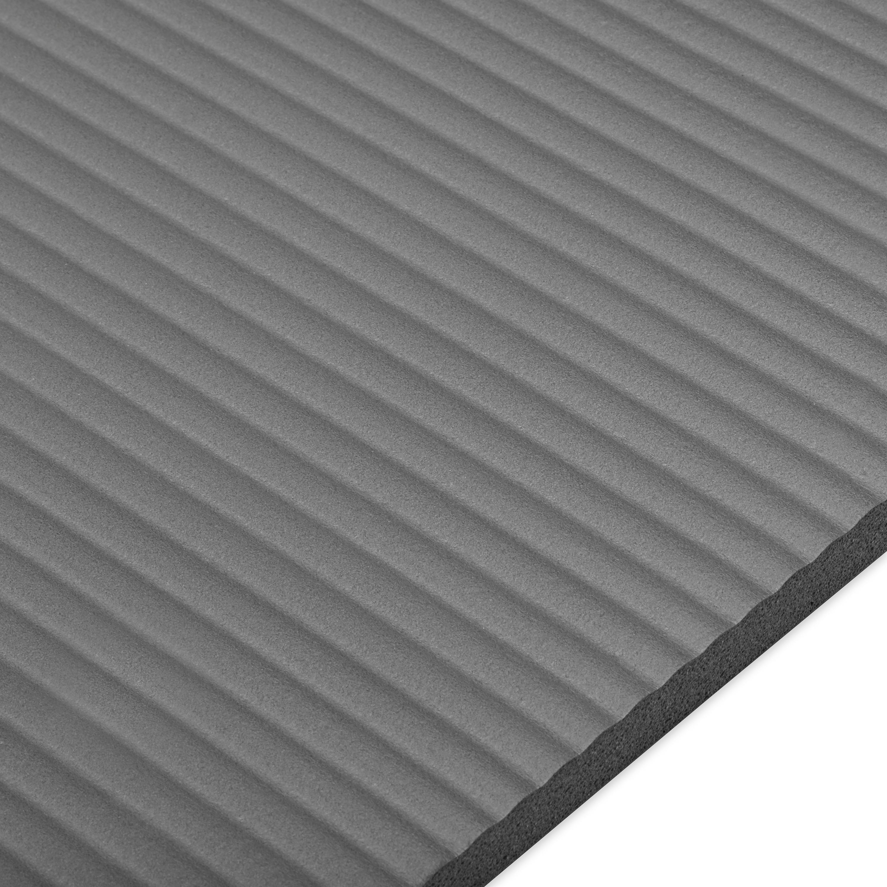 Gaiam Fitness Mat (10mm) Grey closeup